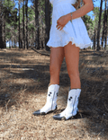 Hell of a show - White - Ranch Runway